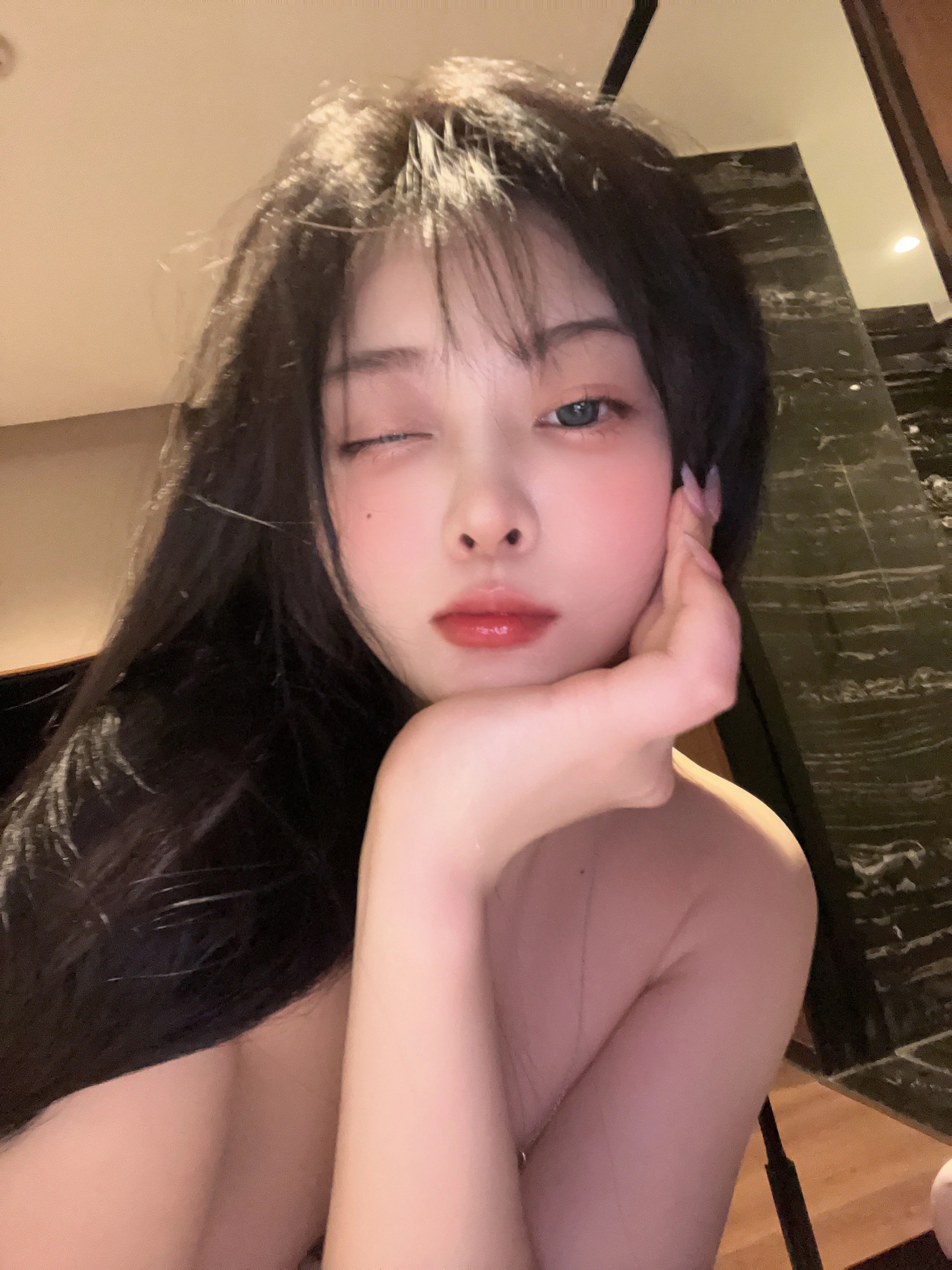 041.左公子666微密圈 –  俏皮女娃 2